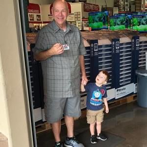 Meet your Posher, Thomas